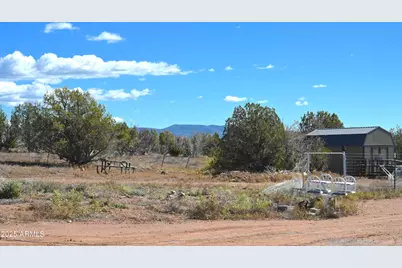 2445 N Luana Drive #807, Williams, AZ 86046 - Photo 2