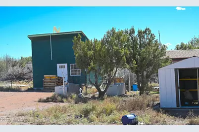 2445 N Luana Drive #807, Williams, AZ 86046 - Photo 2