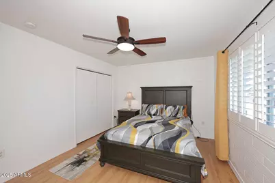 11442 N Coggins Drive, Sun City, AZ 85351 - Photo 12