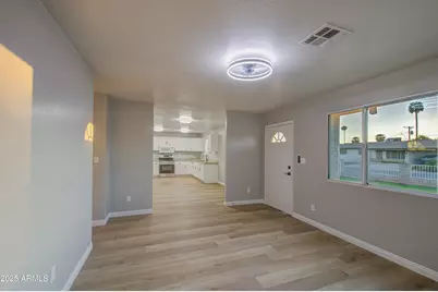 2511 N 48th Drive, Phoenix, AZ 85035 - Photo 4