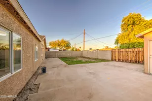 2511 N 48th Dr, Phoenix, AZ 85035 - Photo 26