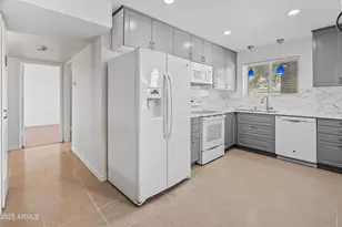 10926 W Abbott Ave, Sun City, AZ 85351 - Photo 10