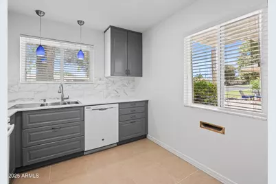 10926 W Abbott Avenue, Sun City, AZ 85351 - Photo 12