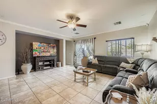 11936 W Candelaria Ct, Sun City, AZ 85373 - Photo 4