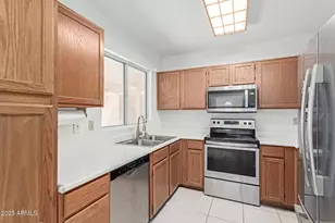 1531 E Buena Vista Dr, Chandler, AZ 85249 - Photo 4