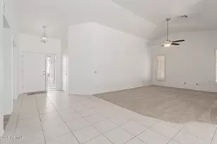 1531 E Buena Vista Dr, Chandler, AZ 85249 - Photo 18