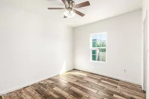 1010 E Chipman Rd, Phoenix, AZ 85040 - Photo 18