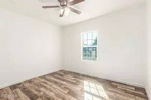 1010 E Chipman Rd, Phoenix, AZ 85040 - Photo 14