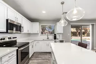 8836 W Salter Dr, Peoria, AZ 85382 - Photo 12