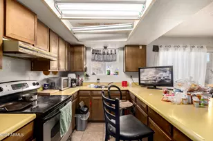 536 N Hall, Mesa, AZ 85203 - Photo 10