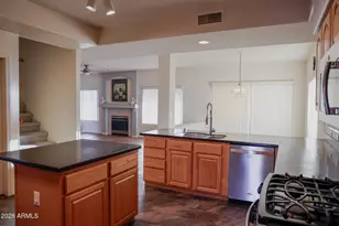 7349 W Willow Ave, Peoria, AZ 85381 - Photo 8