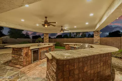 7281 W Cielo Grande Avenue, Peoria, AZ 85383 - Photo 8