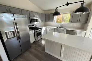 10917 W Almeria Rd, Avondale, AZ 85392 - Photo 2