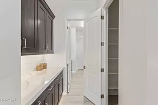 2565 E Virginia Cir, Mesa, AZ 85213 - Photo 14