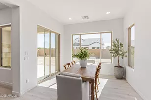 2565 E Virginia Cir, Mesa, AZ 85213 - Photo 12