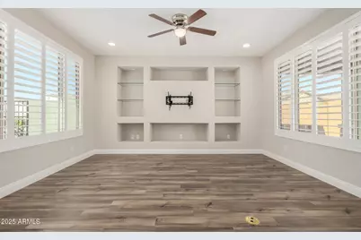 19239 N 270th Avenue, Buckeye, AZ 85396 - Photo 8