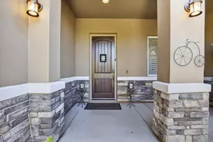 1913 W Laurie Ln, San Tan Valley, AZ 85144 - Photo 16