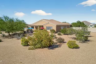 1913 W Laurie Ln, San Tan Valley, AZ 85144 - Photo 48