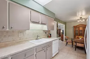 13233 N 99th Dr, Sun City, AZ 85351 - Photo 14