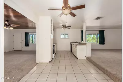 875 W Palo Verde Drive, Wickenburg, AZ 85390 - Photo 8