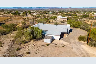 875 W Palo Verde Drive, Wickenburg, AZ 85390 - Photo 2