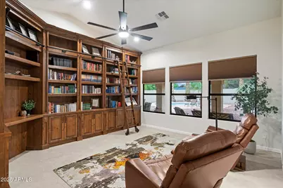 15015 N 73rd Avenue, Peoria, AZ 85381 - Photo 4