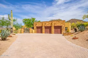 36092 N Summit Dr, Cave Creek, AZ 85331 - Photo 14