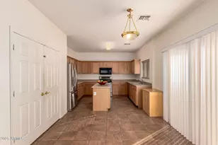 1402 S 118th Dr, Avondale, AZ 85323 - Photo 8