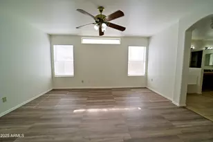 21914 N 74th Ln, Glendale, AZ 85310 - Photo 10