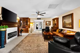 18835 N Mayan Dr, Sun City, AZ 85373 - Photo 12