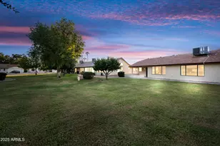 19611 N Trail Ridge Dr, Sun City West, AZ 85375 - Photo 2