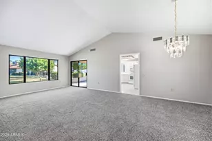 19611 N Trail Ridge Dr, Sun City West, AZ 85375 - Photo 8