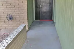 1048 Quail Hollow Dr, Sierra Vista, AZ 85635 - Photo 8