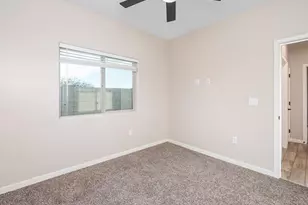 9520 W Debbie Pl, Arizona City, AZ 85123 - Photo 10