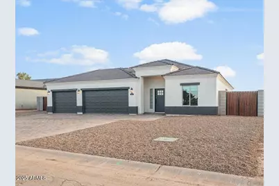 9520 W Debbie Place, Arizona City, AZ 85123 - Photo 4