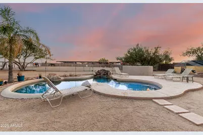 1939 E Primrose Path, Phoenix, AZ 85086 - Photo 8