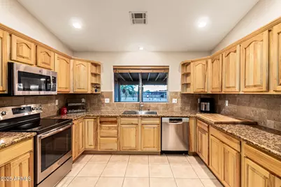 1939 E Primrose Path, Phoenix, AZ 85086 - Photo 12