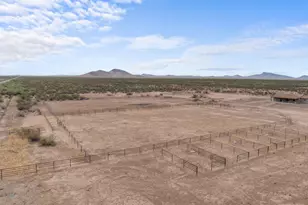 47530 W Ray St, Aguila, AZ 85320 - Photo 38