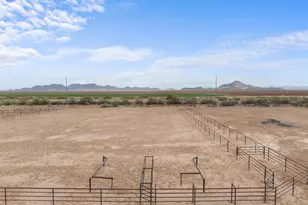 47530 W Ray St, Aguila, AZ 85320 - Photo 42