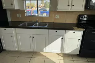 1002 N 27th Pl, Phoenix, AZ 85008 - Photo 6