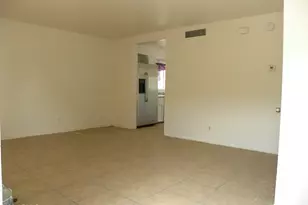 1002 N 27th Pl, Phoenix, AZ 85008 - Photo 2