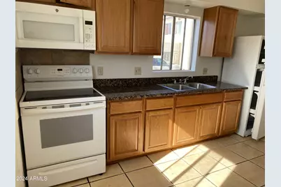 1002 N 27th Place, Phoenix, AZ 85008 - Photo 42