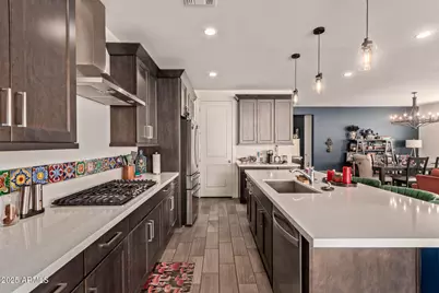 17400 W Auburn Street, Surprise, AZ 85388 - Photo 14