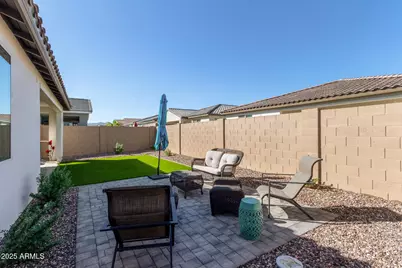 17400 W Auburn Street, Surprise, AZ 85388 - Photo 34