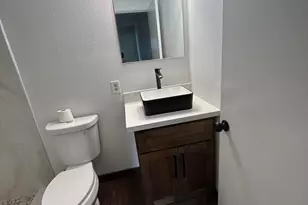 8131 N 107th Ave, Peoria, AZ 85345 - Photo 18