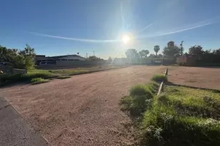 1910 North 25th Pl, Phoenix, AZ 85008 - Photo 4