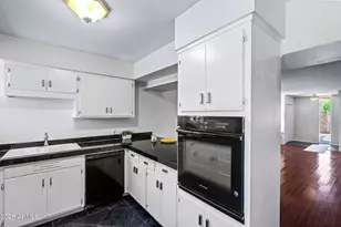 6501 N 17th Ave, Phoenix, AZ 85015 - Photo 8