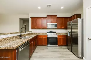 24438 W Sheraton Ln, Buckeye, AZ 85326 - Photo 8