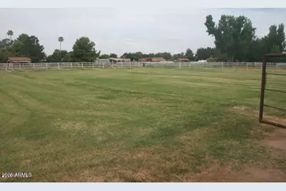 804 N Alzora Way, Tolleson, AZ 85353 - Photo 12