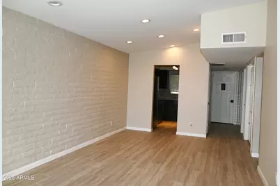 3066 N 32nd Street #373, Phoenix, AZ 85018 - Photo 4